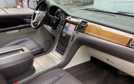 Cadillac Escalade III, 2013 год, 3 300 000 рублей, 19 фотография