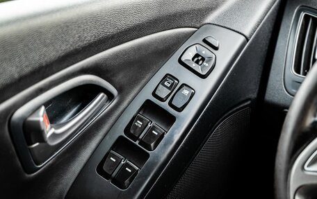 Hyundai ix35 I рестайлинг, 2015 год, 1 500 000 рублей, 23 фотография