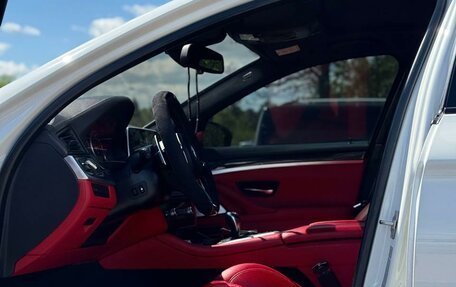 BMW M5, 2012 год, 5 000 000 рублей, 24 фотография