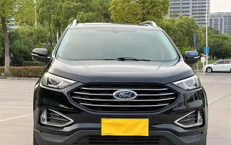 Ford Edge II рестайлинг, 2020 год, 2 350 000 рублей, 2 фотография