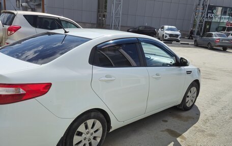 KIA Rio III рестайлинг, 2013 год, 660 000 рублей, 2 фотография