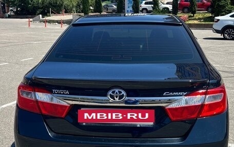 Toyota Camry, 2013 год, 1 850 000 рублей, 2 фотография