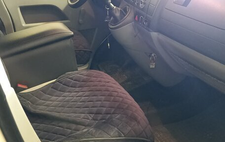 Volkswagen Transporter T5 рестайлинг, 2004 год, 1 300 000 рублей, 5 фотография