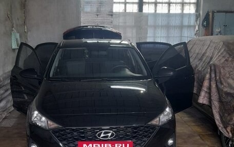 Hyundai Solaris II рестайлинг, 2021 год, 1 650 000 рублей, 3 фотография
