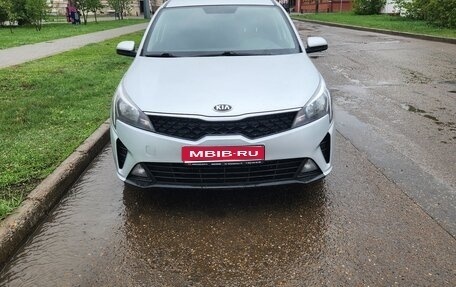 KIA Rio IV, 2020 год, 1 430 000 рублей, 1 фотография