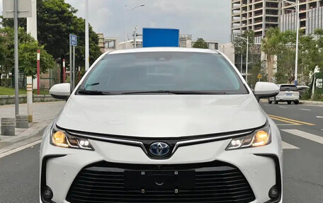 Toyota Corolla, 2021 год, 1 300 035 рублей, 2 фотография