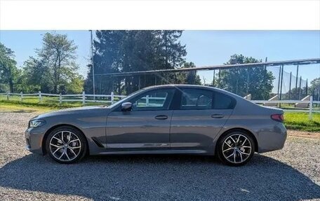 BMW 5 серия, 2022 год, 5 890 000 рублей, 6 фотография