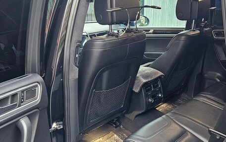 Volkswagen Touareg III, 2010 год, 2 400 000 рублей, 18 фотография