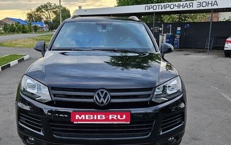 Volkswagen Touareg III, 2010 год, 2 400 000 рублей, 29 фотография