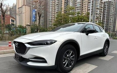 Mazda CX-4, 2020 год, 1 665 441 рублей, 3 фотография
