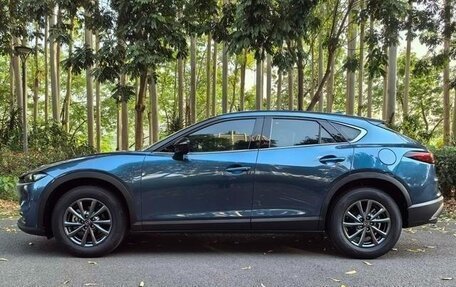 Mazda CX-4, 2021 год, 1 648 000 рублей, 5 фотография