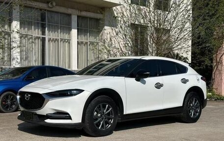 Mazda CX-4, 2021 год, 1 730 441 рублей, 3 фотография