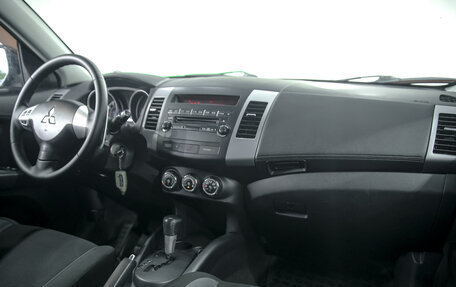 Mitsubishi Outlander III рестайлинг 3, 2010 год, 1 170 000 рублей, 6 фотография