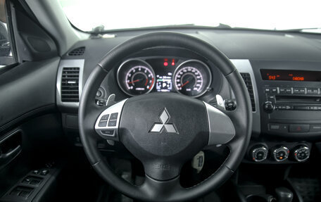Mitsubishi Outlander III рестайлинг 3, 2010 год, 1 170 000 рублей, 10 фотография