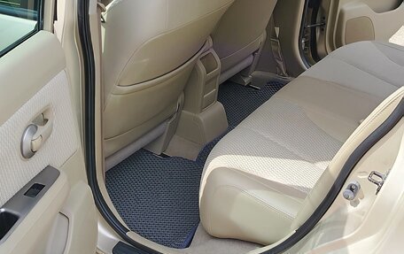 Nissan Tiida, 2011 год, 910 000 рублей, 13 фотография