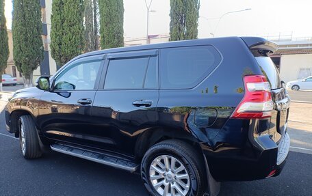 Toyota Land Cruiser Prado 150 рестайлинг 2, 2014 год, 3 500 000 рублей, 9 фотография