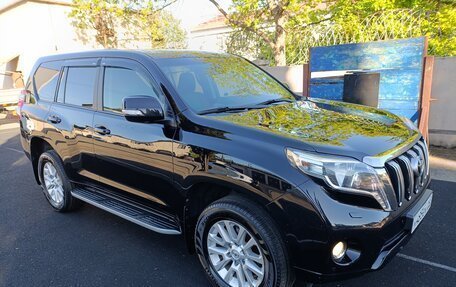 Toyota Land Cruiser Prado 150 рестайлинг 2, 2014 год, 3 500 000 рублей, 5 фотография