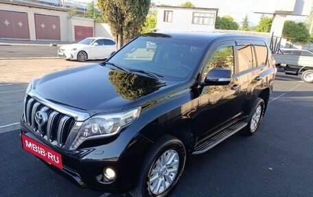 Toyota Land Cruiser Prado 150 рестайлинг 2, 2014 год, 3 500 000 рублей, 7 фотография
