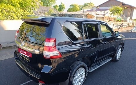 Toyota Land Cruiser Prado 150 рестайлинг 2, 2014 год, 3 500 000 рублей, 2 фотография