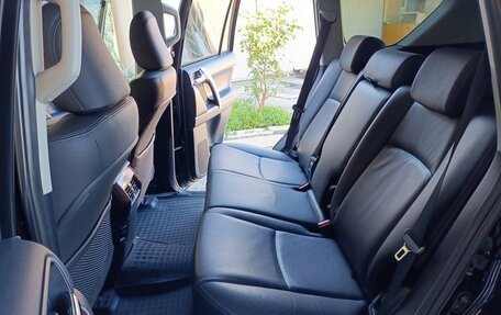 Toyota Land Cruiser Prado 150 рестайлинг 2, 2014 год, 3 500 000 рублей, 15 фотография