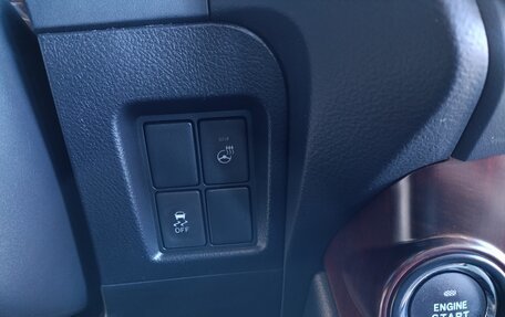 Toyota Land Cruiser Prado 150 рестайлинг 2, 2014 год, 3 500 000 рублей, 20 фотография
