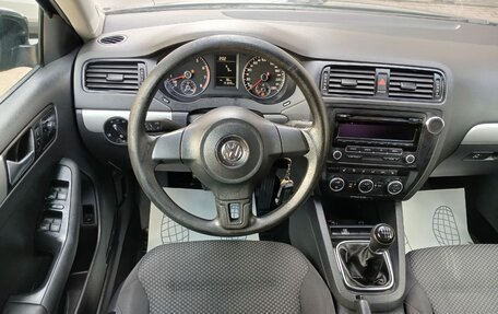 Volkswagen Jetta VI, 2012 год, 949 000 рублей, 12 фотография