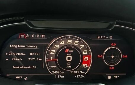 Audi R8, 2022 год, 16 750 000 рублей, 7 фотография