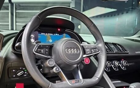 Audi R8, 2022 год, 16 750 000 рублей, 6 фотография