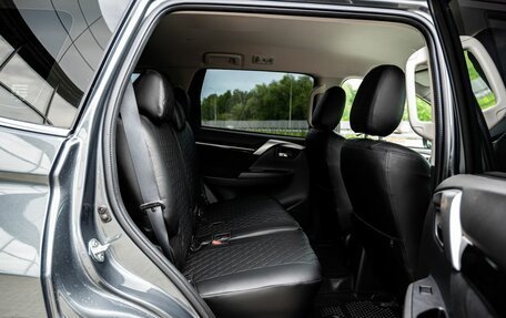 Mitsubishi Pajero Sport III рестайлинг, 2019 год, 3 600 000 рублей, 12 фотография