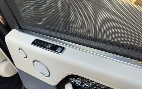 Land Rover Range Rover IV рестайлинг, 2019 год, 6 990 000 рублей, 14 фотография