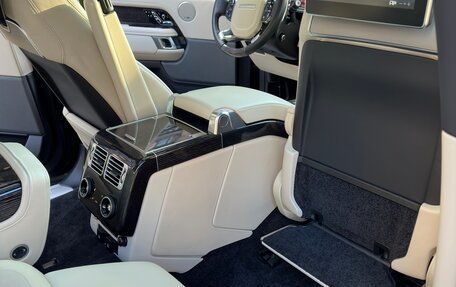 Land Rover Range Rover IV рестайлинг, 2019 год, 6 990 000 рублей, 18 фотография