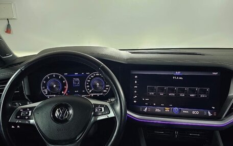 Volkswagen Touareg III, 2018 год, 4 100 000 рублей, 1 фотография