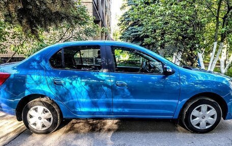 Renault Logan II, 2014 год, 725 000 рублей, 5 фотография