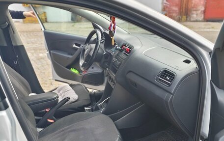 Volkswagen Polo VI (EU Market), 2012 год, 830 000 рублей, 4 фотография