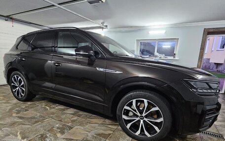 Volkswagen Touareg III, 2018 год, 4 100 000 рублей, 16 фотография