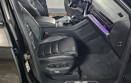 Volkswagen Touareg III, 2018 год, 4 100 000 рублей, 8 фотография