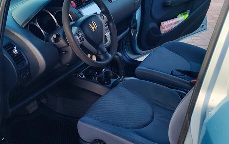 Honda Jazz I рестайлинг, 2007 год, 720 000 рублей, 10 фотография