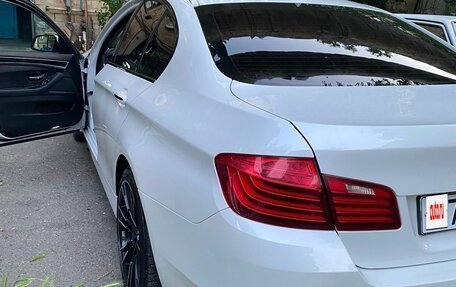 BMW 5 серия, 2016 год, 2 110 000 рублей, 6 фотография