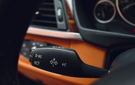 BMW 3 серия, 2016 год, 1 950 000 рублей, 19 фотография
