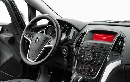 Opel Astra J, 2014 год, 825 000 рублей, 10 фотография