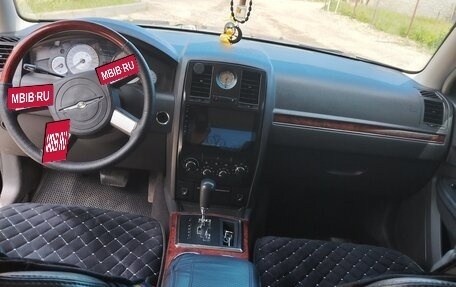 Chrysler 300C II, 2008 год, 1 150 000 рублей, 6 фотография