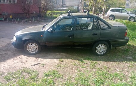 Daewoo Nexia I рестайлинг, 2003 год, 65 000 рублей, 2 фотография