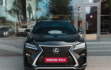 Lexus RX IV рестайлинг, 2017 год, 2 840 000 рублей, 2 фотография