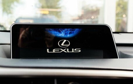 Lexus RX IV рестайлинг, 2017 год, 2 840 000 рублей, 14 фотография