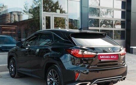 Lexus RX IV рестайлинг, 2017 год, 2 840 000 рублей, 7 фотография