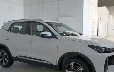 Chery Tiggo 4 I рестайлинг, 2025 год, 2 290 000 рублей, 4 фотография
