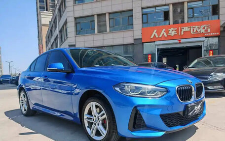 BMW 1 серия, 2020 год, 1 600 000 рублей, 3 фотография