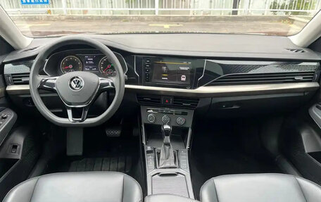 Volkswagen Passat B8 рестайлинг, 2021 год, 1 550 000 рублей, 10 фотография
