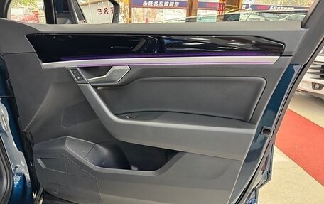 Volkswagen Touareg III, 2022 год, 4 600 000 рублей, 12 фотография