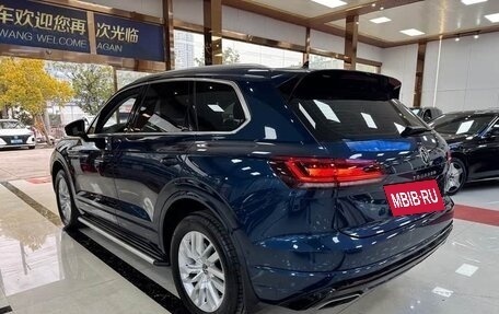 Volkswagen Touareg III, 2022 год, 4 600 000 рублей, 4 фотография